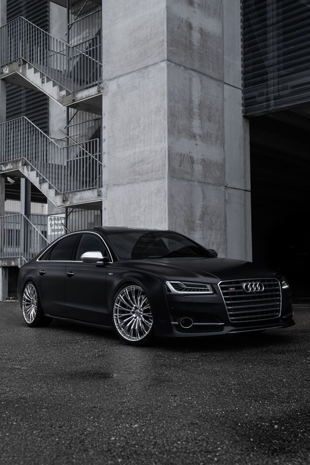 Audi S8
